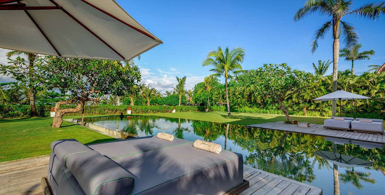 Villa Kalima pool beach view